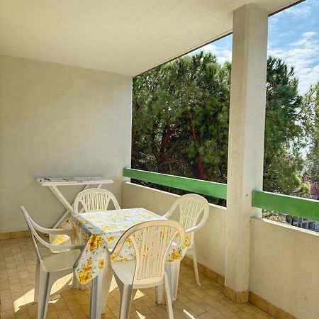 Grazioso Appartamento N 40 A Bibione A 100Mt Dal Mare Bagian luar foto